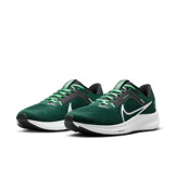 Nike Air Zoom Pegasus 40 'Liverpool FC' Angle 3