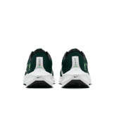Nike Air Zoom Pegasus 40 'Liverpool FC' Angle 4
