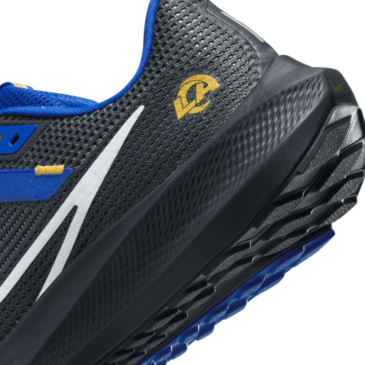Nike NFL x Air Zoom Pegasus 40 'Los Angeles Rams' Angle 6