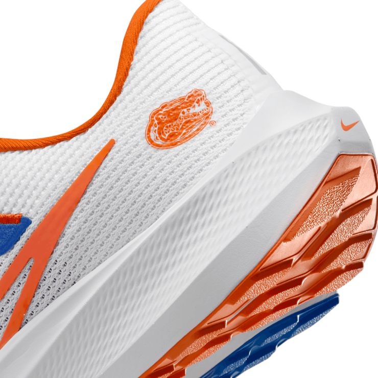 Nike Air Zoom Pegasus 40 'Florida Gators' Angle 6