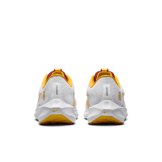 Nike Air Zoom Pegasus 40 'Tuskegee' Angle 4