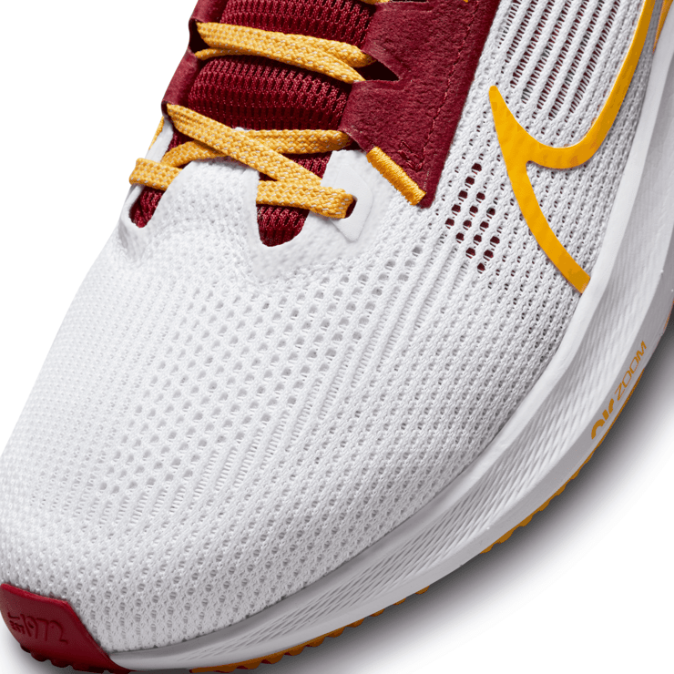 Nike Air Zoom Pegasus 40 'Tuskegee' Angle 5