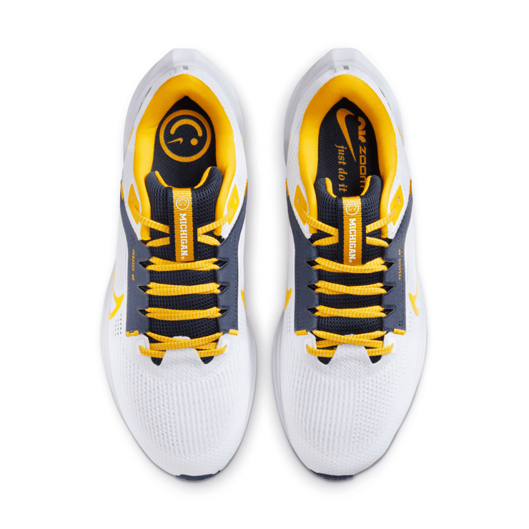 Nike Air Zoom Pegasus 40 'Michigan' Angle 2