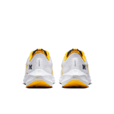 Nike Air Zoom Pegasus 40 'Michigan' Angle 4