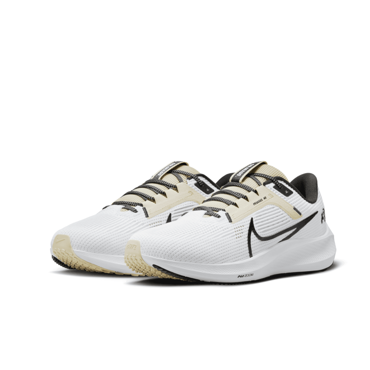 Nike Air Zoom Pegasus 40 'Colorado Buffaloes' Angle 3