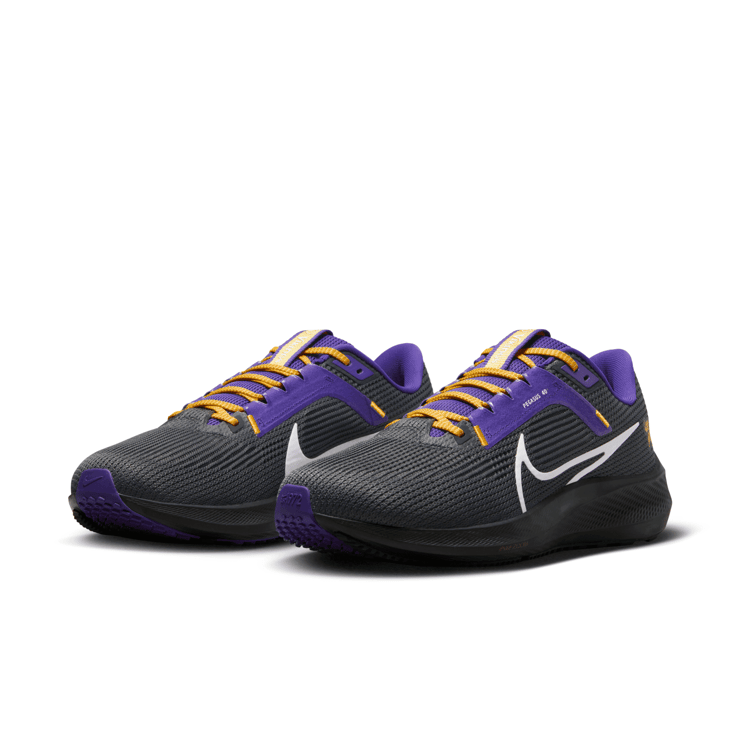 Nike NFL x Air Zoom Pegasus 40 'Minnesota Vikings' Angle 3