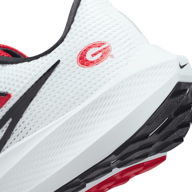 Nike Air Zoom Pegasus 40 'Georgia' Angle 6