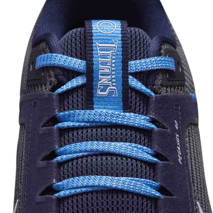 Nike NFL x Air Zoom Pegasus 40 'Tennessee Titans' Angle 8