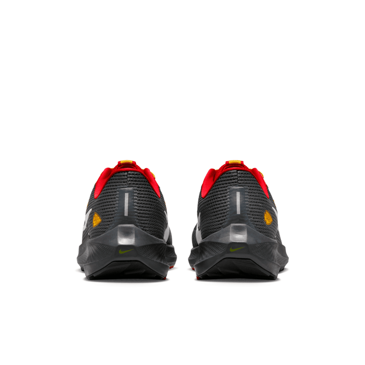 Nike NFL x Air Zoom Pegasus 40 'Kansas City Chiefs' Angle 4