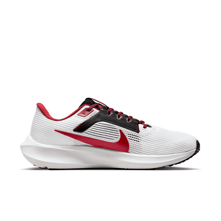 Nike Air Zoom Pegasus 40 'Arkansas' Angle 1