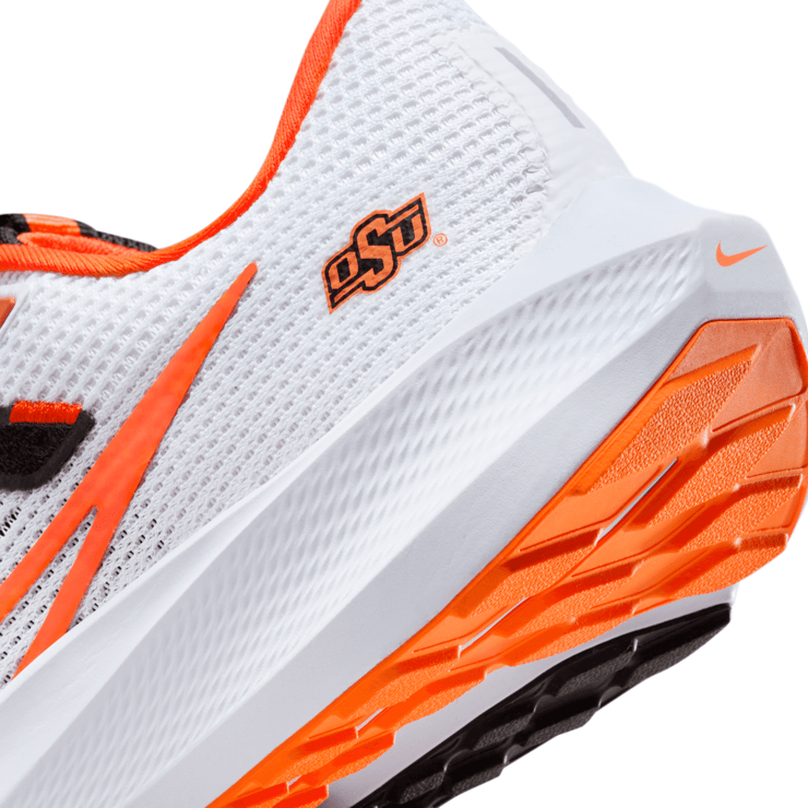 Nike Air Zoom Pegasus 40 'Oklahoma State' Angle 6