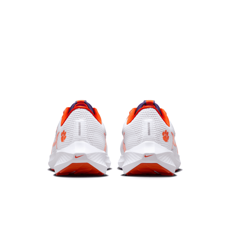Nike Air Zoom Pegasus 40 'Clemson' Angle 4