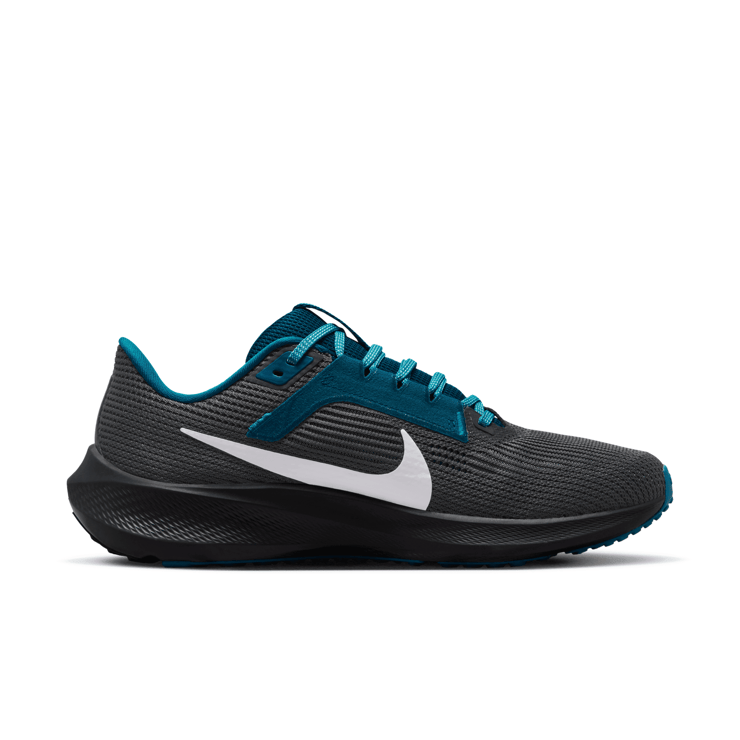 Nike NFL x Air Zoom Pegasus 40 'Miami Dolphins' Angle 1