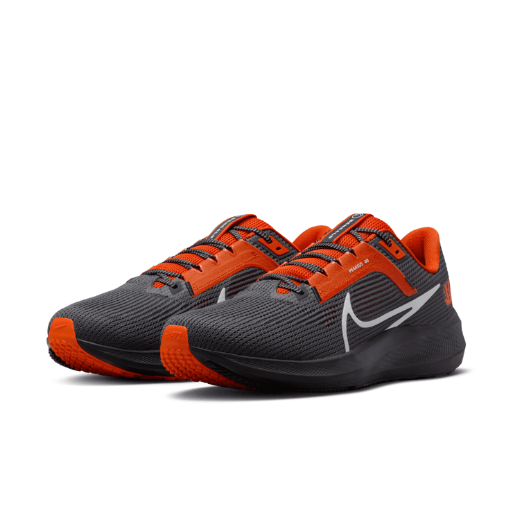 Nike NFL x Air Zoom Pegasus 40 'Cincinnati Bengals' Angle 3