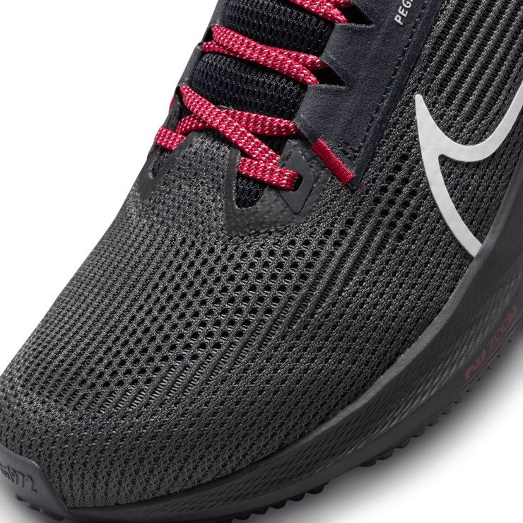 Nike NFL x Air Zoom Pegasus 40 'Houston Texans' Angle 5