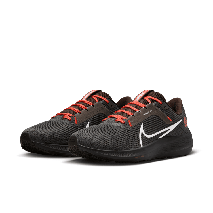 Nike NFL x Air Zoom Pegasus 40 'Cleveland Browns' Angle 3