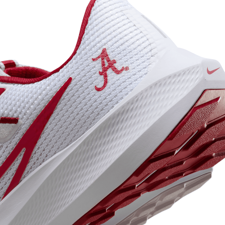 Nike Air Zoom Pegasus 40 'Alabama' Angle 6