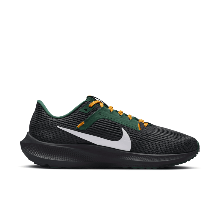Nike NFL x Air Zoom Pegasus 40 'Green Bay Packers' Angle 1