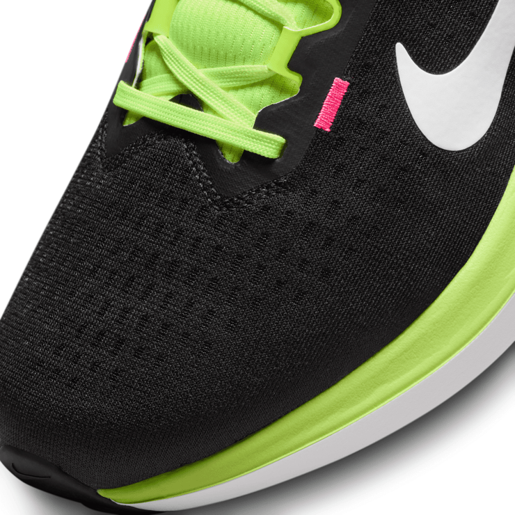 Nike Air Winflo 10 'Black Volt' Angle 5
