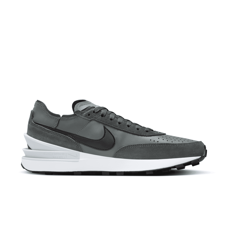 Nike Waffle One Leather Angle 1