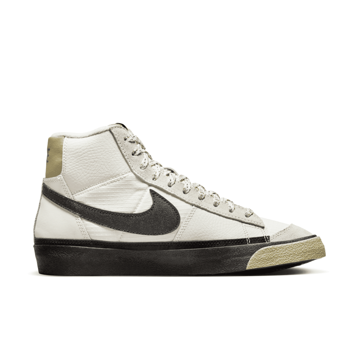 Nike Blazer Mid Pro Club Angle 1