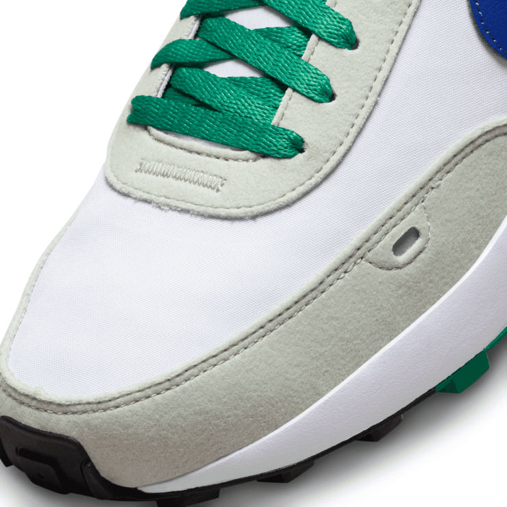 Nike Waffle One Angle 5