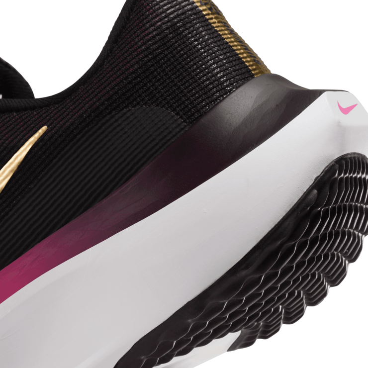 Nike Zoom Fly 5 Road Angle 6