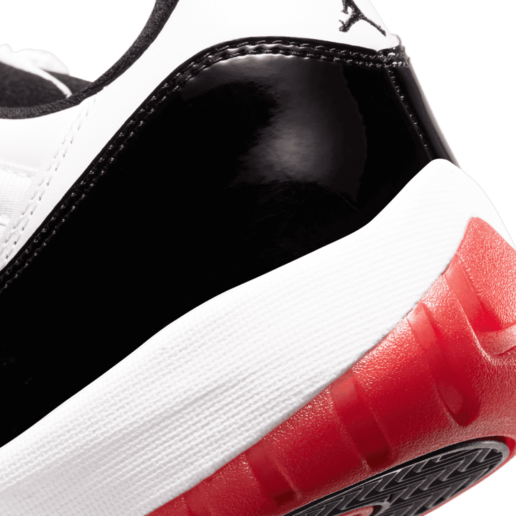 Air Jordan 11 Low Concord Bred Angle 5