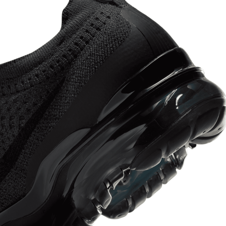 Nike Air VaporMax 2023 Flyknit 'Anthracite Black' Angle 6