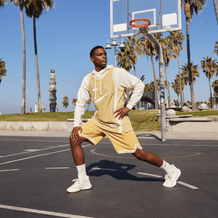 Nike Renew Elevate 3 'Phantom University Gold' Angle 0
