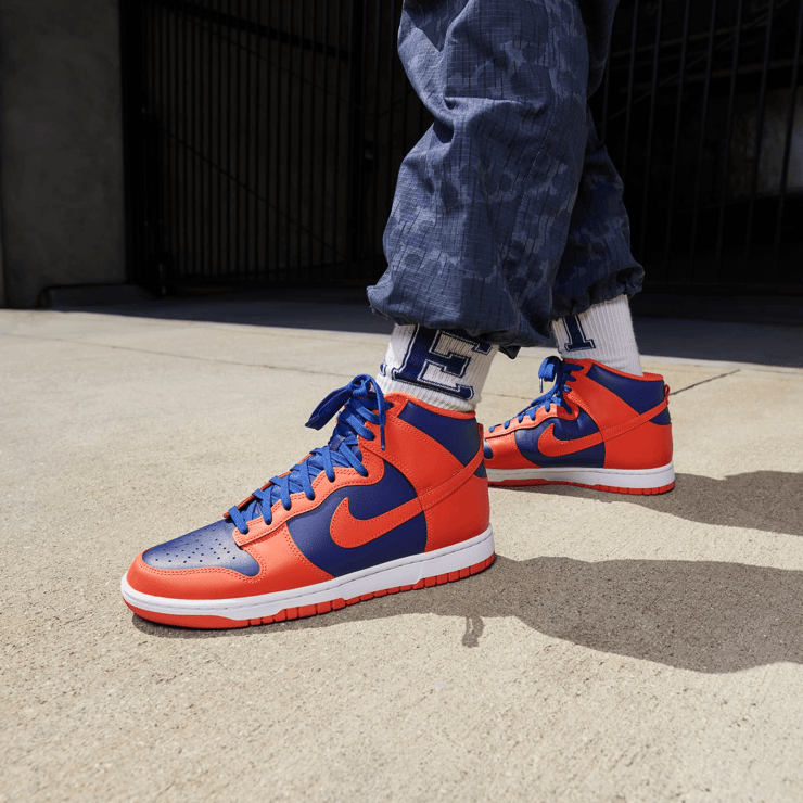 Nike Dunk High Knicks Angle 0