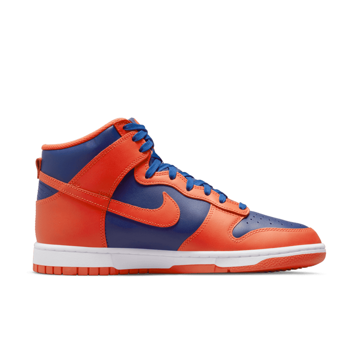 Nike Dunk High Knicks Angle 1