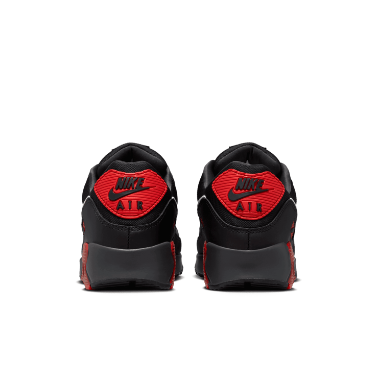 Nike Air Max 90 'Anthracite Mystic Red' Angle 5