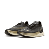 Nike ZoomX Streakfly 'Black Metallic Gold Grain' Angle 3