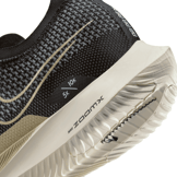 Nike ZoomX Streakfly 'Black Metallic Gold Grain' Angle 6