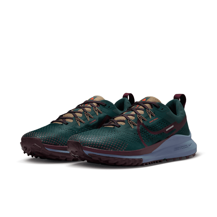 Nike React Pegasus Trail 4 'Deep Jungle Night Maroon' Angle 3