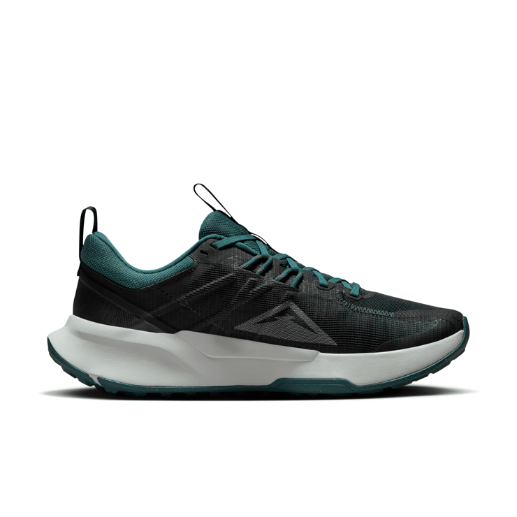 Nike Juniper Trail 2 'Black Deep Jungle' Angle 1