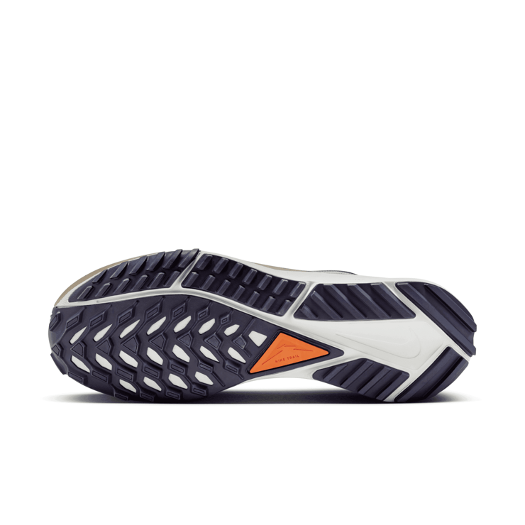 Nike React Pegasus Trail 4 GORE-TEX 'Deep Jungle Night Maroon' Angle 0