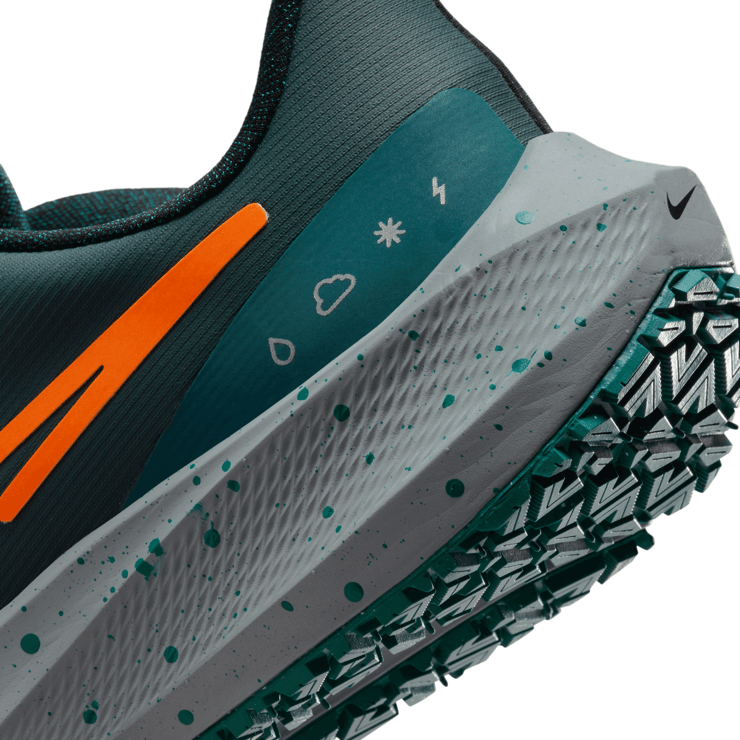 Nike Pegasus 39 Shield Weatherized Road Angle 6