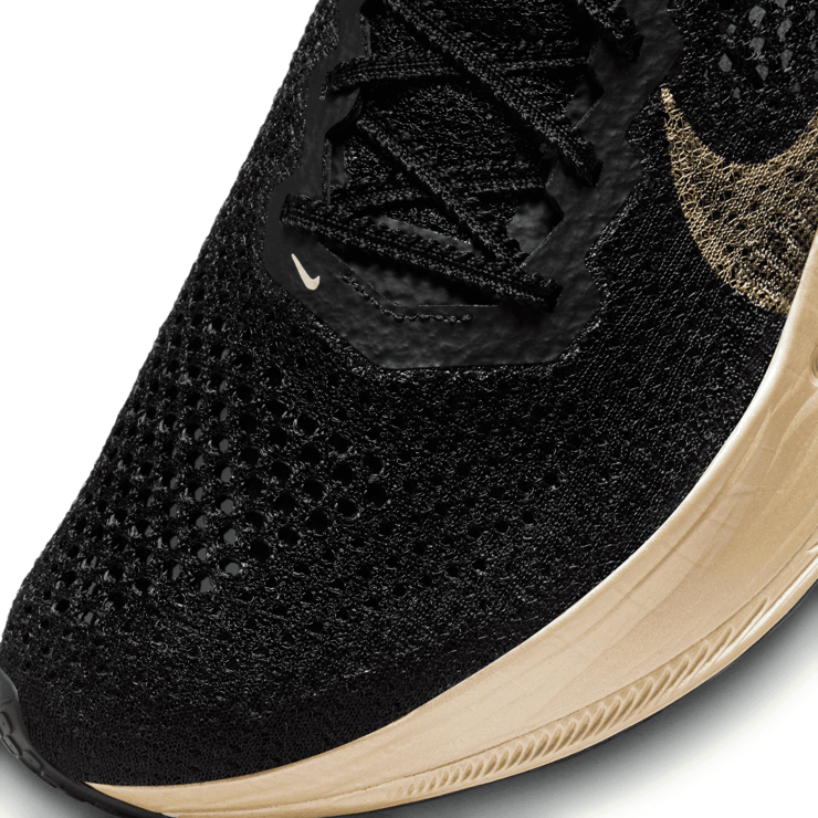 Nike ZoomX VaporFly Next% 3 'Black Metallic Gold Grain' Angle 5