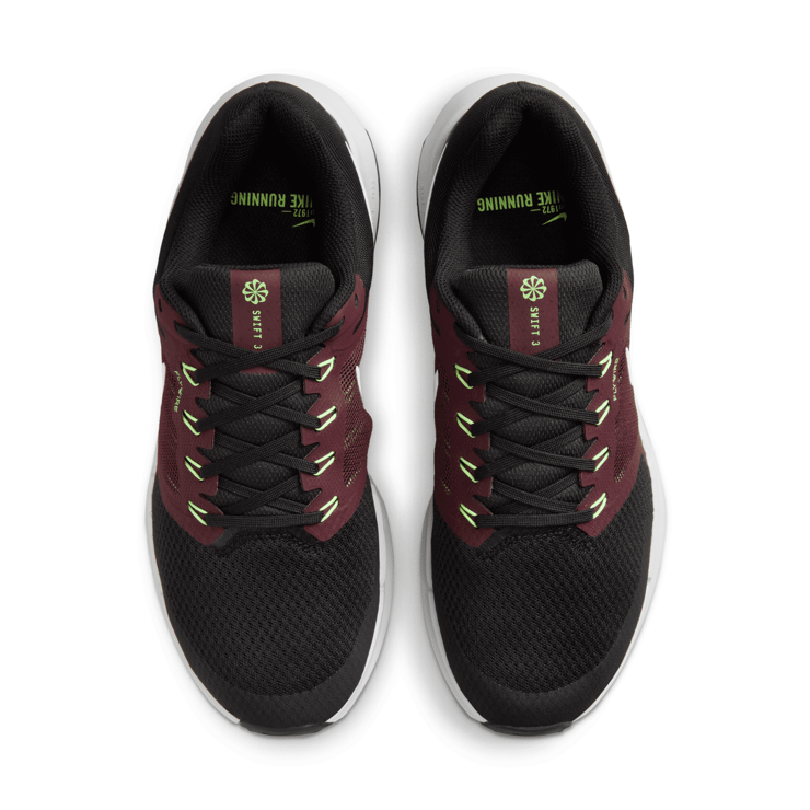Nike Run Swift 3 'Black Burgundy Crush' Angle 2