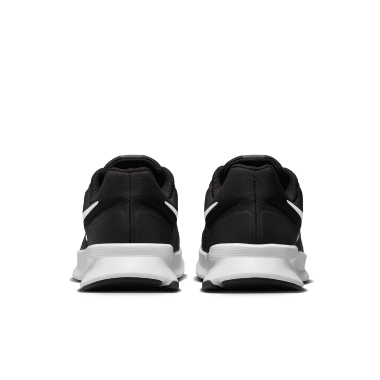 Nike Run Swift 3 'Black Burgundy Crush' Angle 4