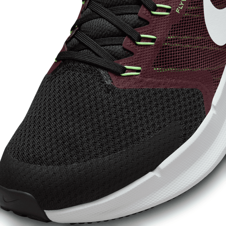 Nike Run Swift 3 'Black Burgundy Crush' Angle 5