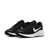 Nike Revolution 7 'Black White' (W) Angle 3