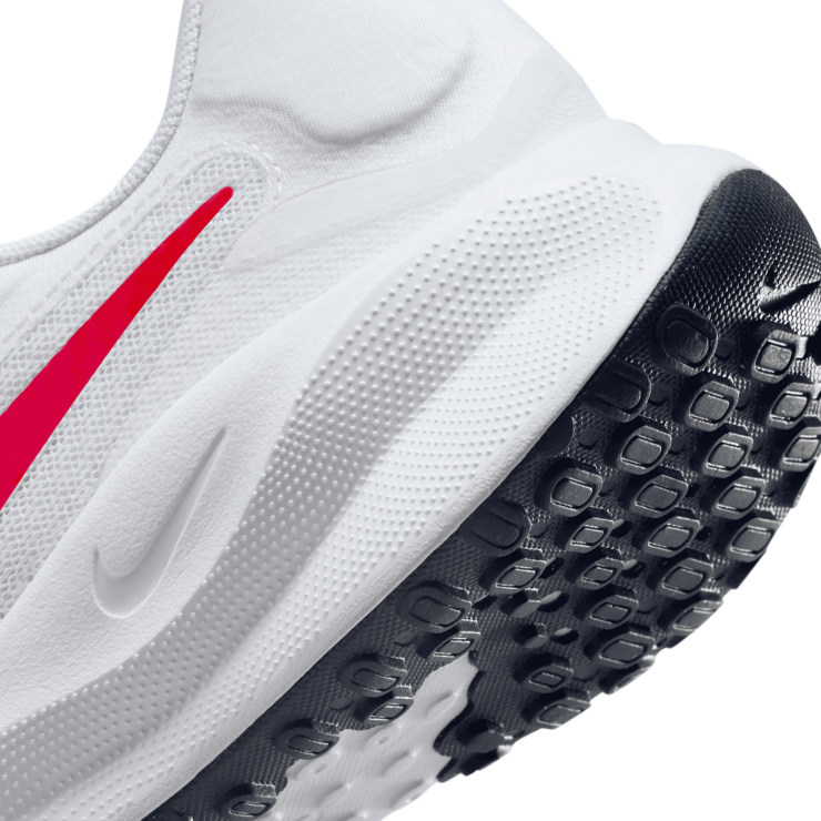 Nike Revolution 7 'White University Red' Angle 6
