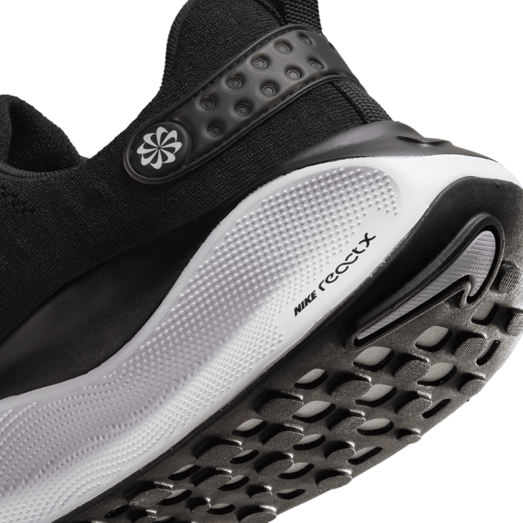 Nike InfinityRN 4 Road (Wide) Angle 6