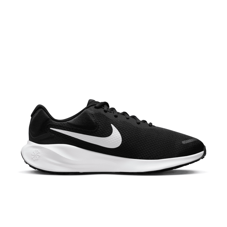 Nike Revolution 7 Road (Wide) Angle 1