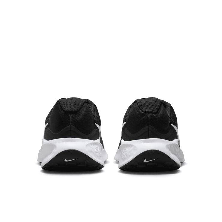Nike Revolution 7 Road (Wide) Angle 4