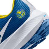 Nike Air Zoom Pegasus 40 'Club América' Angle 6