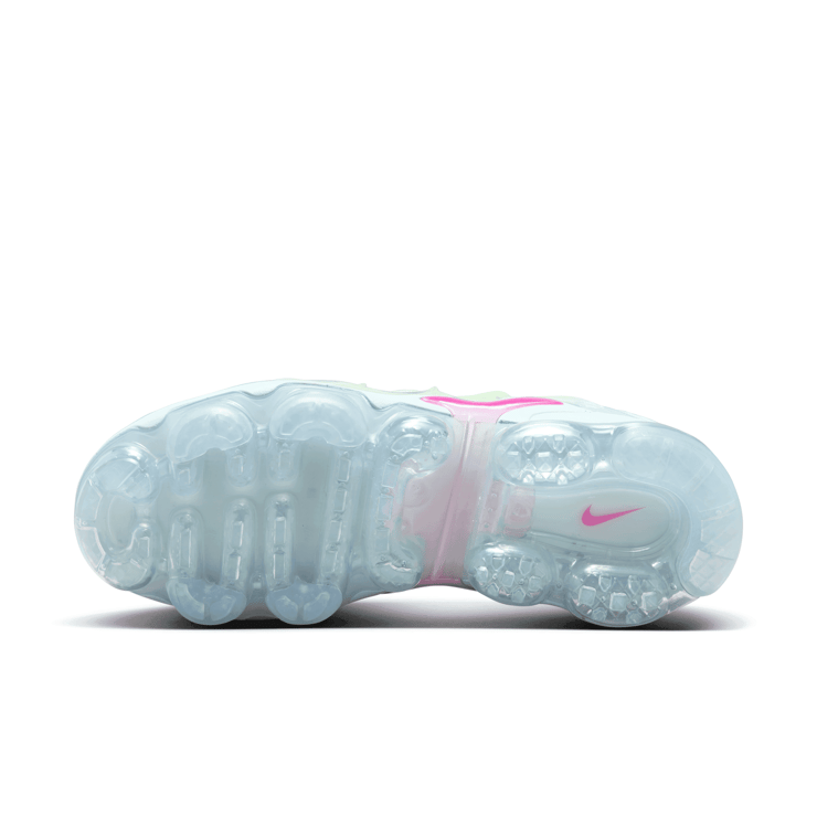 Nike Air VaporMax Plus Angle 1